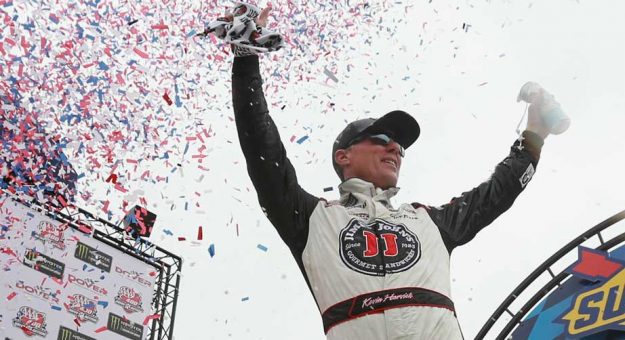 Visit El dominio de Kevin Harvick y las estadísticas en la era de los playoffs page