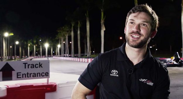 Visit Daniel Suárez encabezó a #LatinosenNASCAR en Miami page