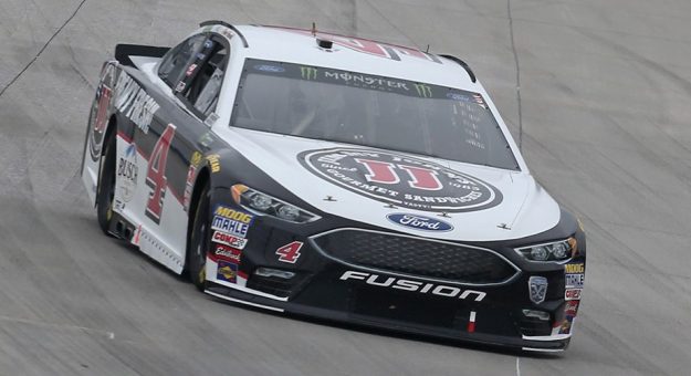 Visit Kevin Harvick ganó la AAA 400 Drive for Autism Dover page