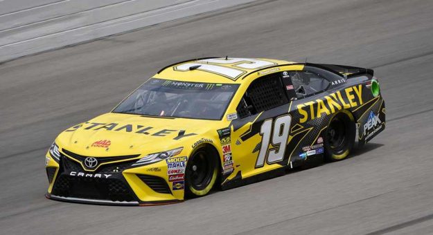 Visit Todo los autos para la KC Masterpiece 400 en el Kansas Speedway page