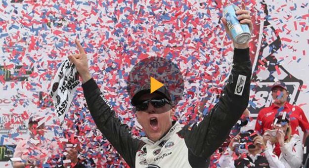 Visit Momento PEAK de Kevin Harvick en el Monster Mile de Dover page