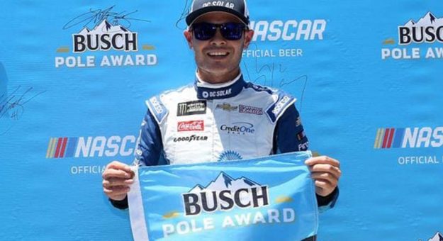 Visit Kyle Larson ganó la Busch Pole Position en el Sonoma Raceway page