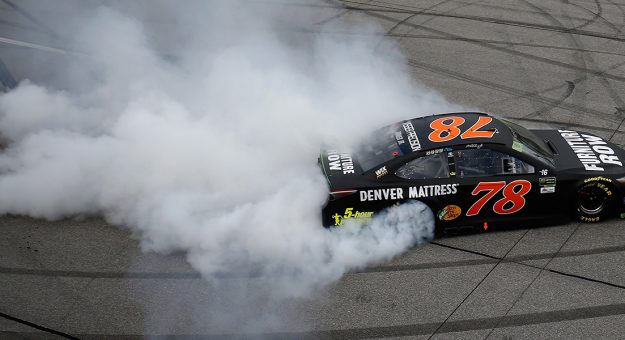 Visit Guía para las carreras de la NASCAR en el Chicagoland Speedway page