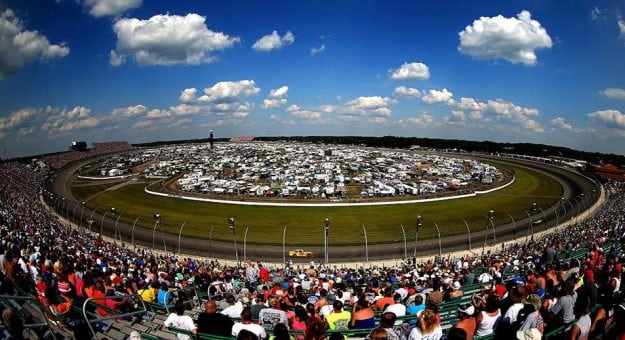 Visit Horario completo para las carreras en Michigan y Texas page