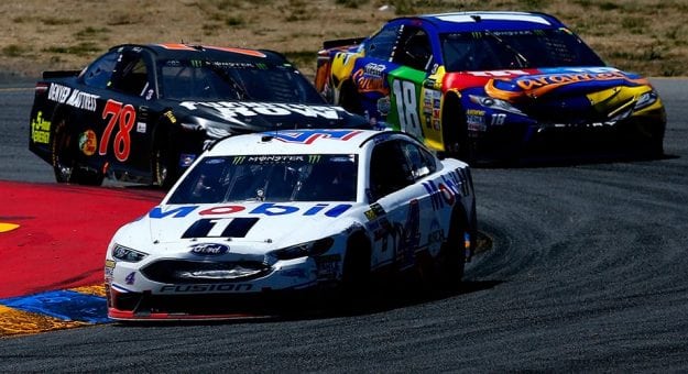 Visit Análisis de las 12 curvas en el Sonoma Raceway page