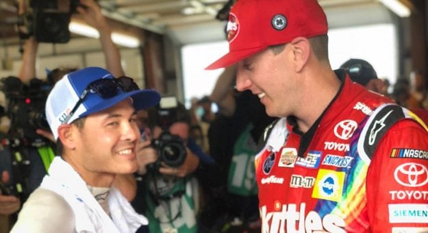 Visit Larson: ‘Tiene que ser uno de los mejores finales en la historia de la NASCAR’ page