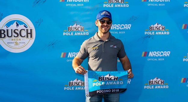 Visit Listos para la Gander Outdoors 400 con Daniel Suárez en la Pole page