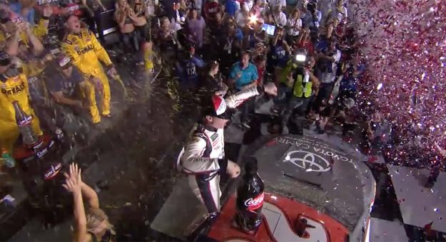 Visit Momento PEAK de Erik Jones en la Coke Zero Sugar 400 en Daytona page