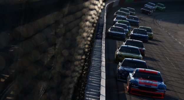 Guía para las carreras del fin de semana en el Darlington Raceway