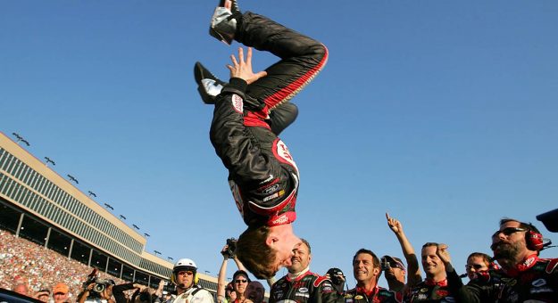 Visit Todas las victorias de Carl Edwards en la Cup Series page