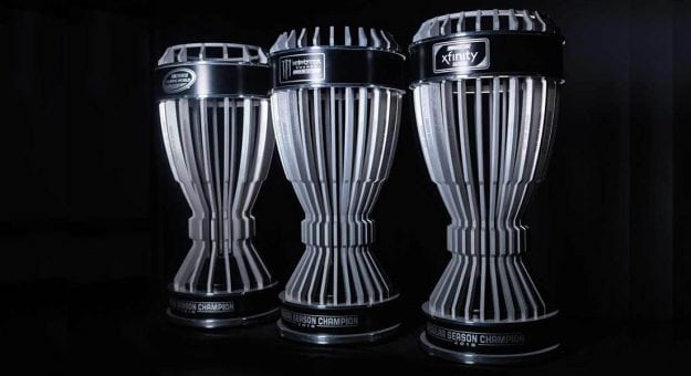 Visit Nuevos trofeos para los campeones de la temporada regular page