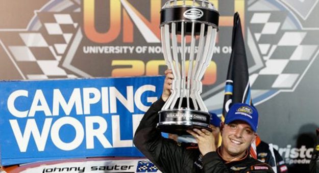 Visit Johnny Sauter ganó en Bristol y dejó listos los Playoffs de la Trucks Series page