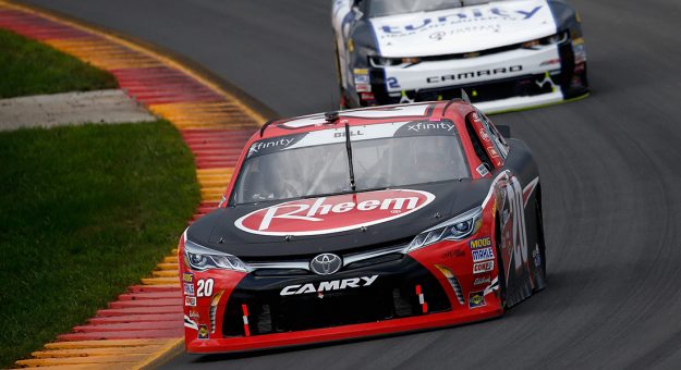 Visit Cerrado duelo por el Top 4 de la Xfinity Series en Michigan page