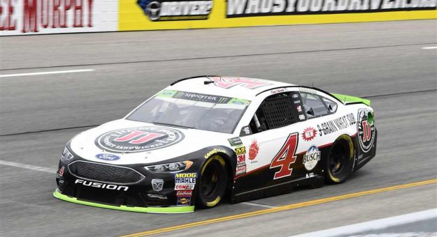 Visit Todos los autos de la Federated Auto Parts 400 en Richmond page