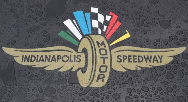 Visit Lluvia retrasó el inicio de la Brickyard 400 en el Indianapolis Motor Speedway page