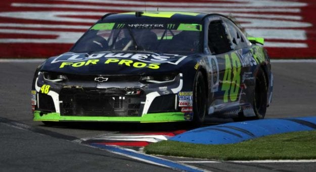 Visit Accidente en la última curva dejó a Jimmie Johnson fuera de los Playoffs page