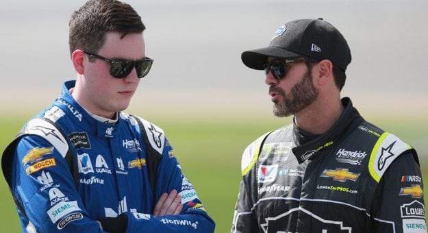 Visit Escenarios para avanzar a los Playoffs de la Monster Energy Series en Indianapolis page