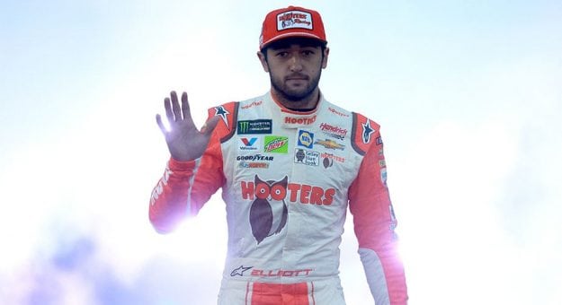 Visit Chase Elliott lleno de optimismo, camino a la 2da. Ronda de los Playoffs page