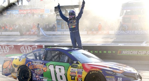 Visit Todos los ganadores en la historia del Dover International Speedway page