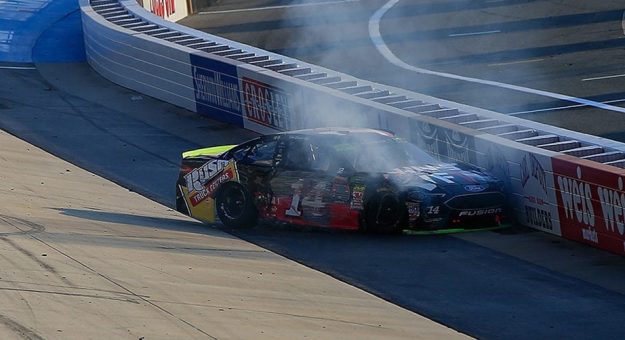 Visit El Monster Mile de Dover cambió el panorama de los Playoffs 2018 page
