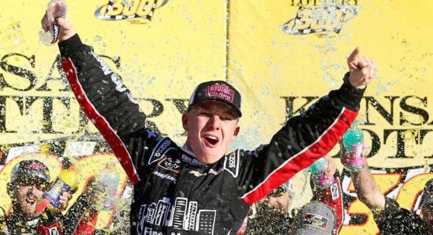 Visit John Hunter Nemechek logró su 1ra. victoria en la Xfinity Series en Kansas page