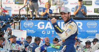 Momento PEAK de Chase Elliott en el Monster Mile de Dover