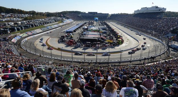 Visit Momentos memorables en el Martinsville Speedway page