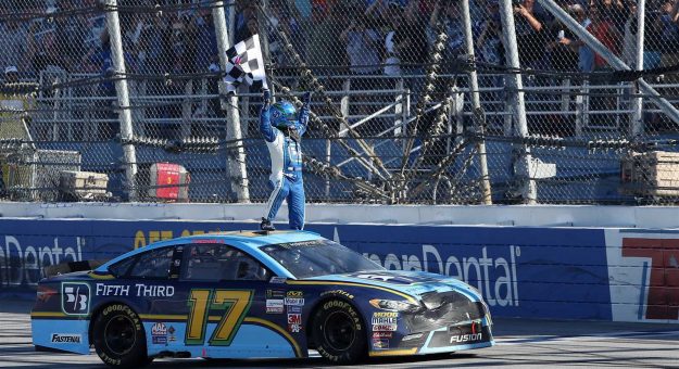 Visit Pilotos que lograron su primera victoria en Talladega page