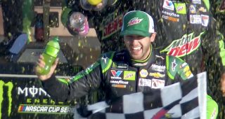 Momento PEAK de Chase Elliott en el Kansas Speedway