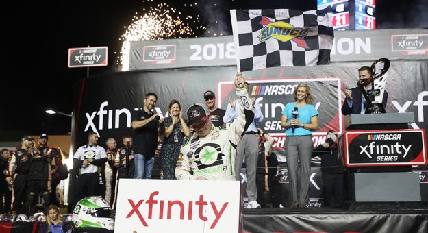 Visit Tyler Reddick ganó el título de la Xfinity Series 2018  con JR Motorsports page