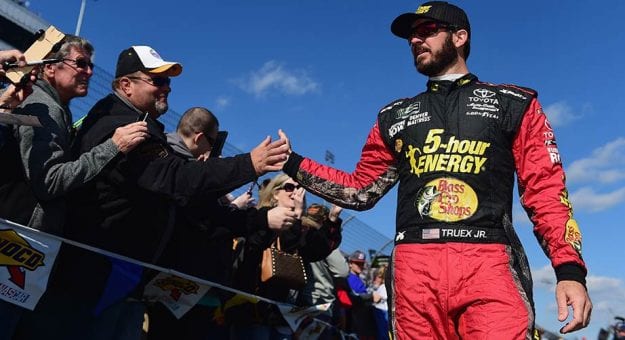 Visit Martin Truex Jr. en busca de la ansiada victoria en Texas page