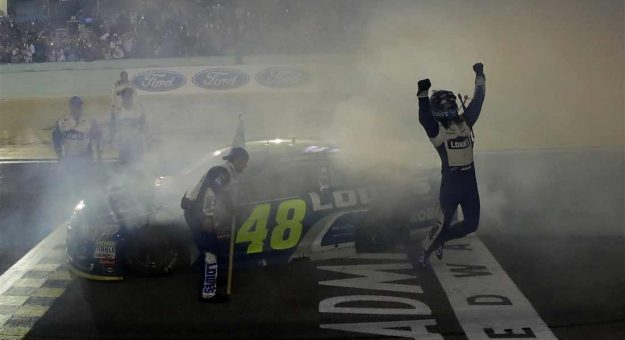 Visit Todos los ganadores en la historia del Miami-Homestead Speedway page