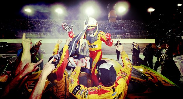 Visit Joey Logano, nuevo campeón de la Monster Energy NASCAR Cup Series page