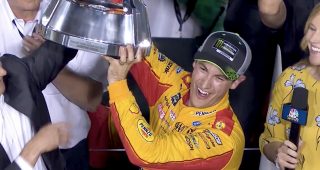 Momento PEAK del nuevo campeón Joey Logano en Homestead
