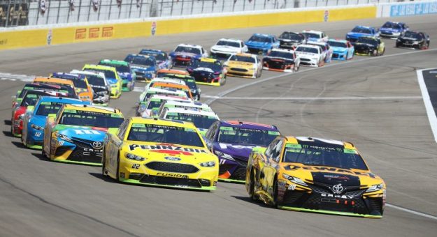 Visit Pilotos con más Top 10s en la Cup Series 2018 page