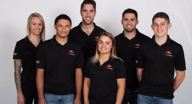 Visit Rubén García Jr. lidera la Clase NASCAR Drive for Diversity 2019 page