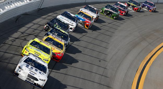 Visit Previa para la Clasificación de la Daytona 500 y la Advance Auto Parts Clash page
