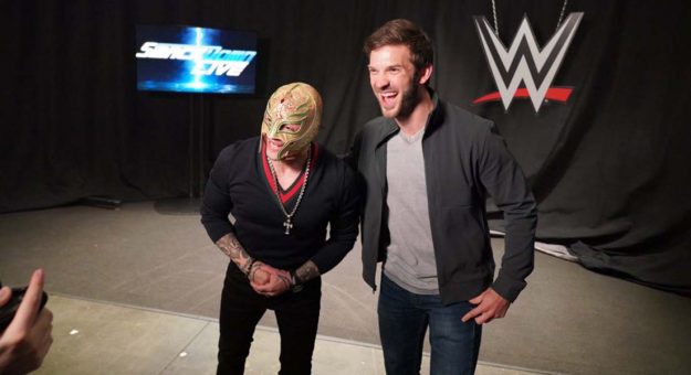 Visit Daniel Suárez y Rey Misterio en el WWE Smackdown en Charlotte page