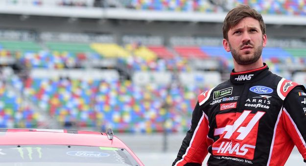 Visit Daniel Suárez en busca de paciencia en Stewart-Haas Racing page