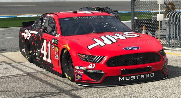Visit Todos los Autos de la Cup Series para la Daytona 500 page