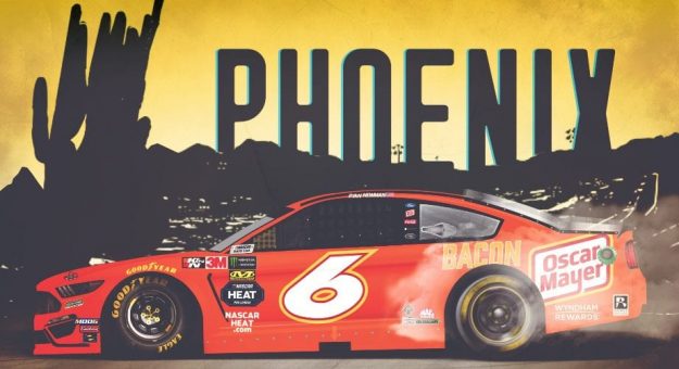 Visit Autos con nuevo look para las carreras en Phoenix page