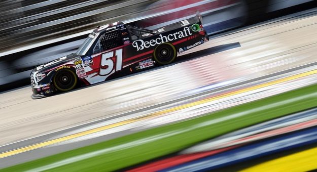 Visit Kyle Busch ganó 4ta. carrera consecutiva de la Gander Trucks Series en Texas page