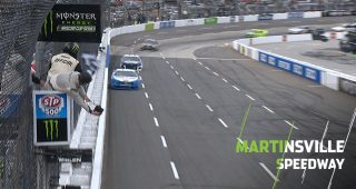 Final lap: Keselowski holds off Elliott for Martinsville win