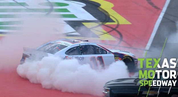 Visit Denny Hamlin ganó la O’Reilly Auto Parts 500 en Texas page