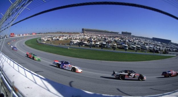 Visit Pistas donde se ha disputado el campeonato de la Cup Series page