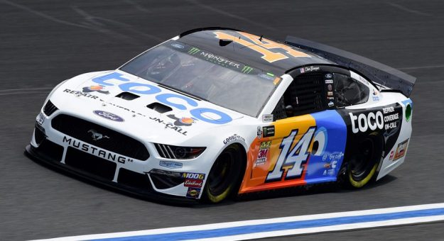 Visit Clint Bowyer ganó la Pole Position para la All-Star Race page