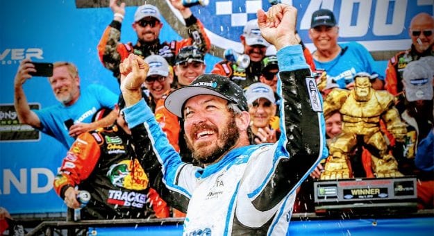 Martin Truex Jr. ganó la Gander RV 400 en Dover International Speedway