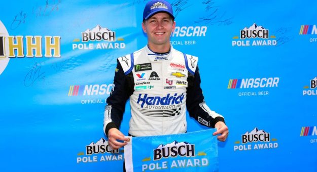 Visit William Byron logró la Pole Position en Pocono, su 2da. seguida page
