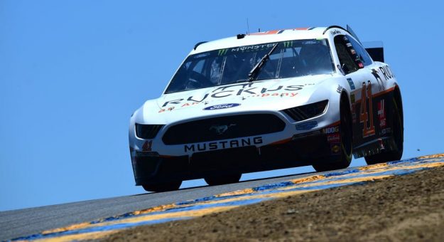 Visit Suárez, Jones, Yeley y Chastain arrancarán últimos en Sonoma page