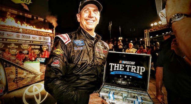 Visit Greg Biffle ganó en Texas en su regreso a la Truck Series page